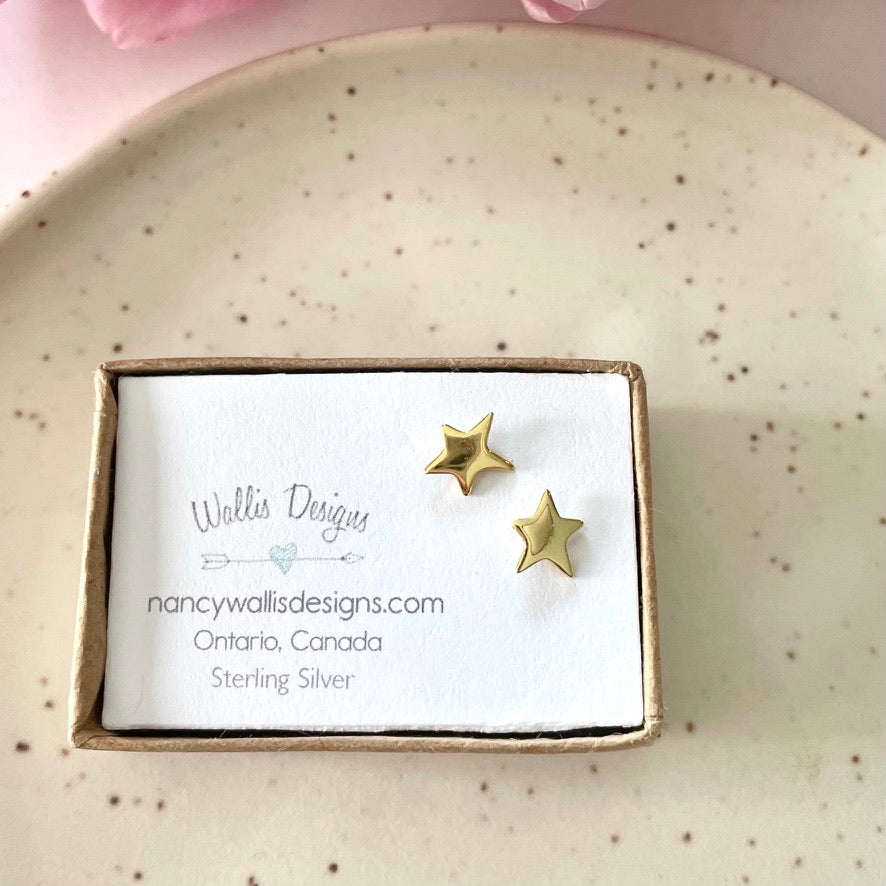 Tiny Gold Star Stud Earrings