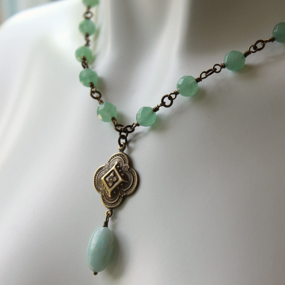 Boho Chic Green Stone Necklace by Wallis Designs