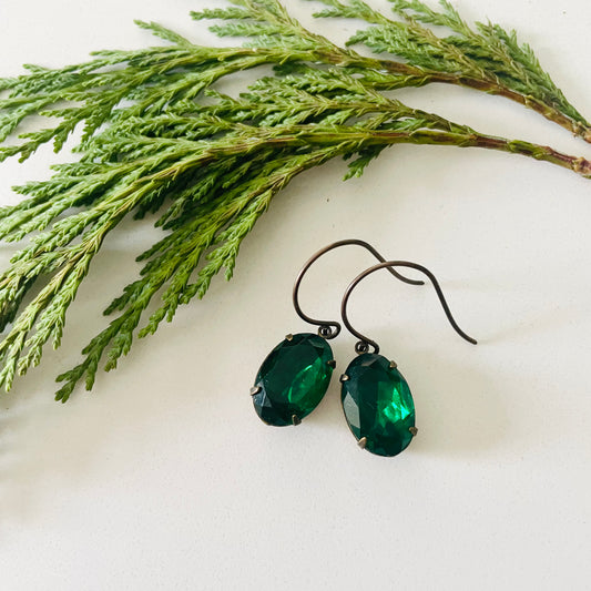 Emerald Green Vintage Rhinestone Earrings